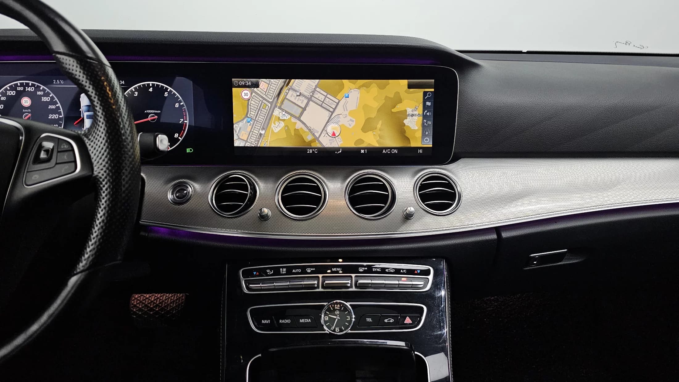 2017 Mercedes Benz E-Class E300 Avantgarde Used VIN WDDZF4JB1HA153639 – interior seats