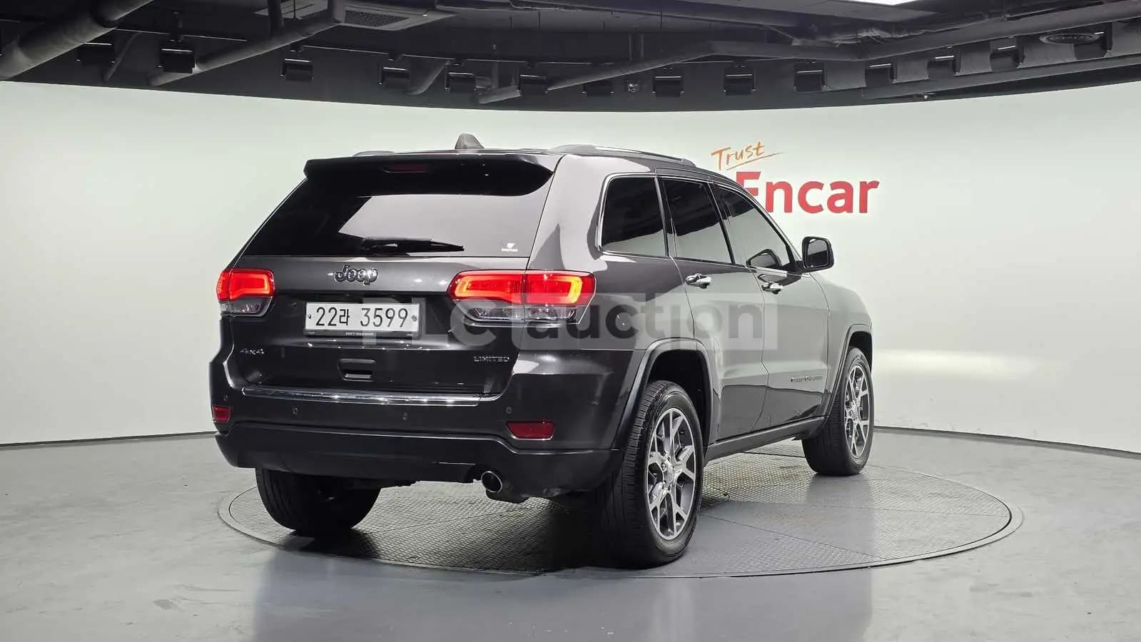 2019 JEEP Grand Cherokee Sold VIN 1C4RJFBG6KC682921 – rear exterior