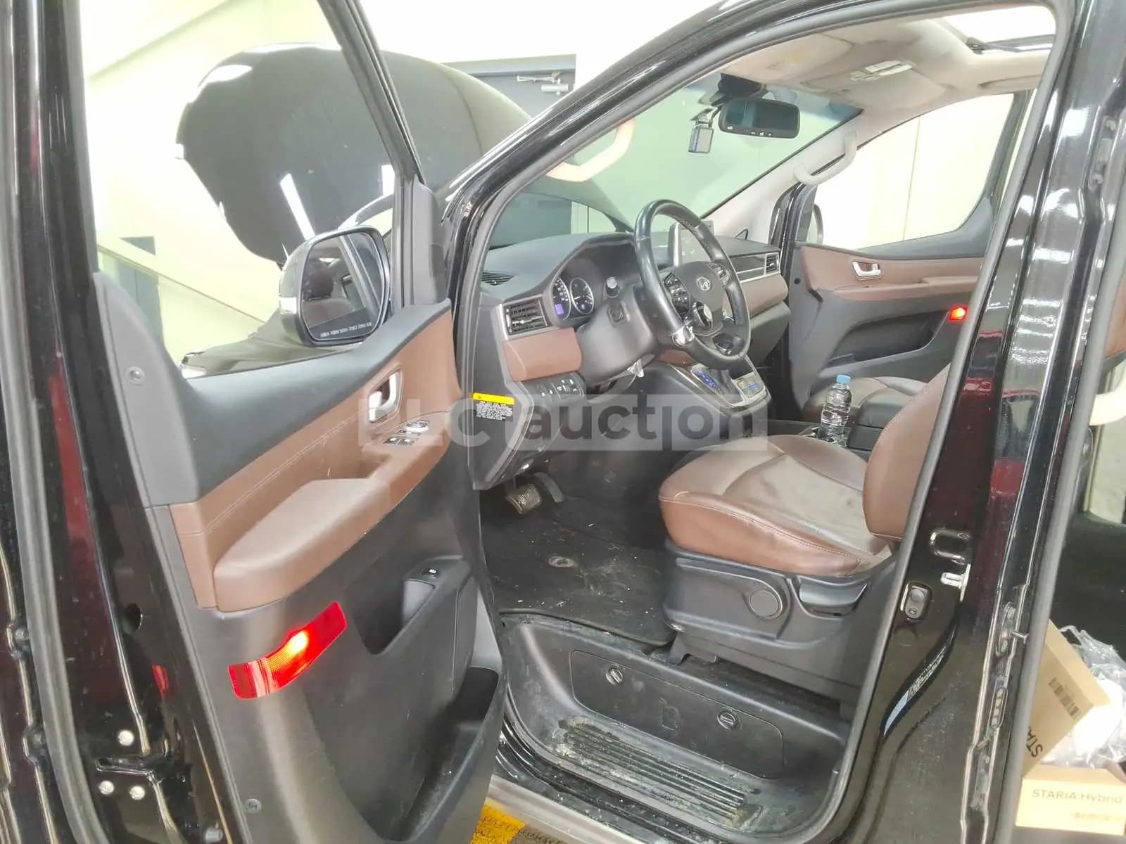 2019 Hyundai The New Grand Starex Sold VIN KMHWK81KDKU077170 – photo 12