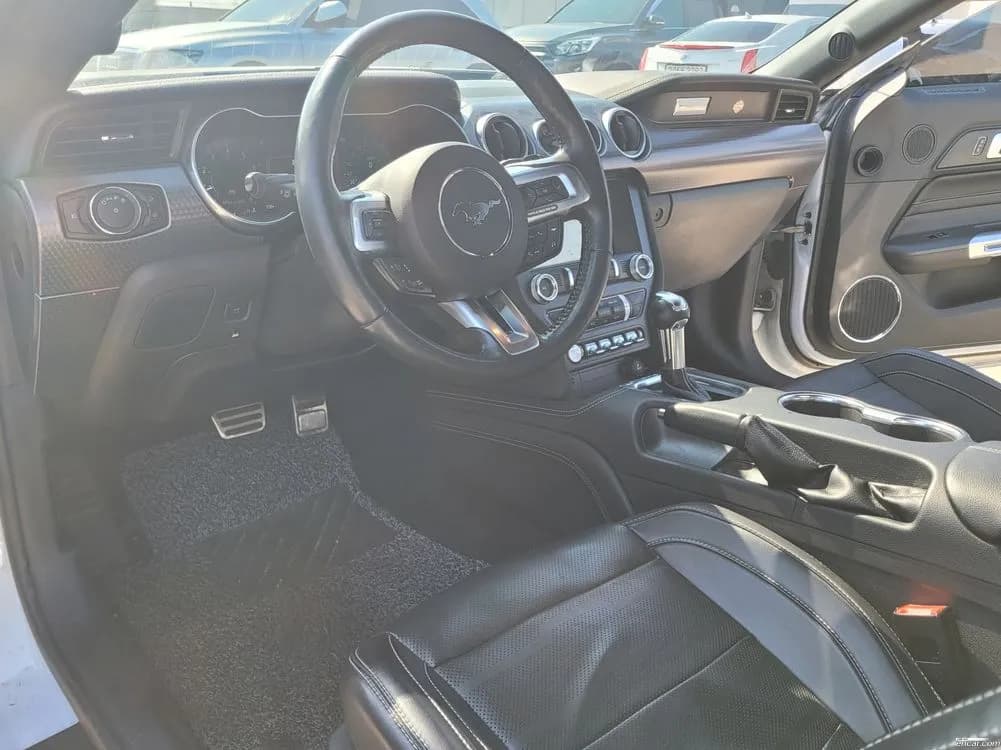 2019 Ford Mustang Coupe Sold VIN 1FA6P8TH7K5165660 – photo 18