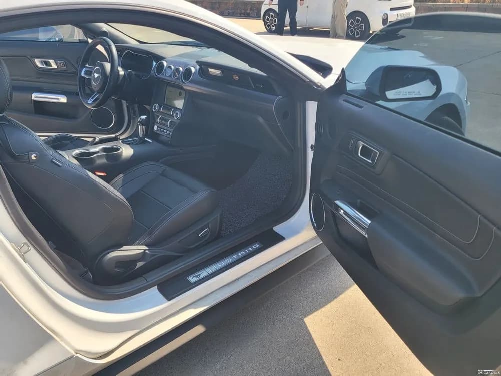 2019 Ford Mustang Coupe Sold VIN 1FA6P8TH7K5165660 – photo 11
