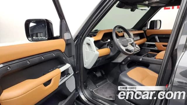 2023 Land Rover Defender Sold VIN SALEA8BU0R2291160 – engine bay