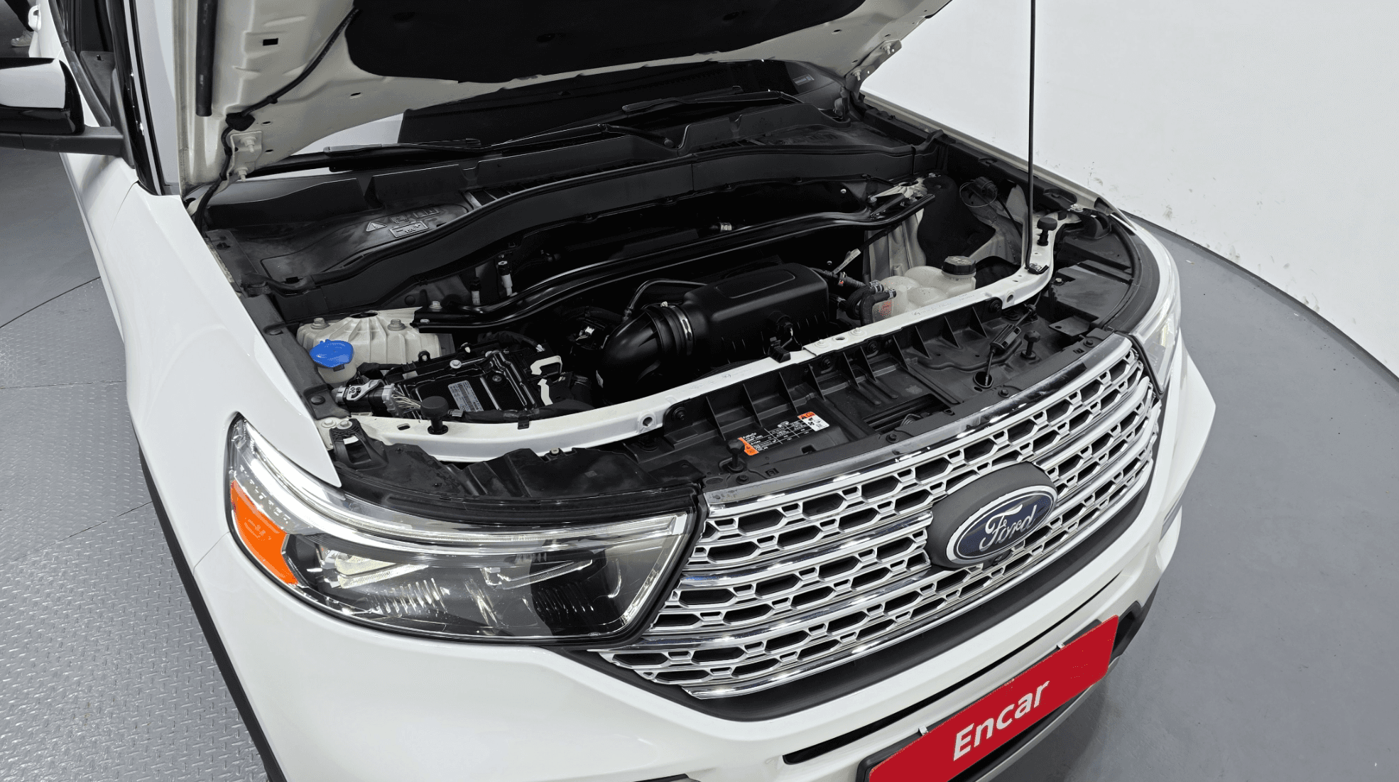 2020 Ford Explorer Sold VIN 1FMSK8FH5LGC38559 – interior seats