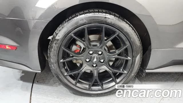 2018 Ford Mustang Sold VIN 1FA6P8TH5K5108471 – trunk area