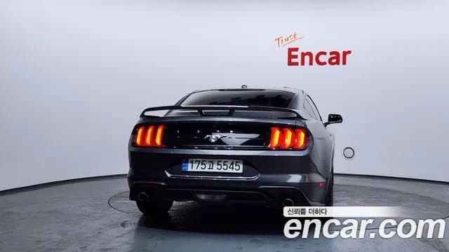 2018 Ford Mustang Sold VIN 1FA6P8TH5K5108471 – dashboard