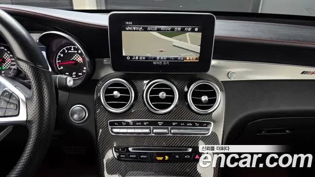 2018 Mercedes-Benz GLC43 AMG Sold VIN WDC0G6EB3KF562042 – dashboard