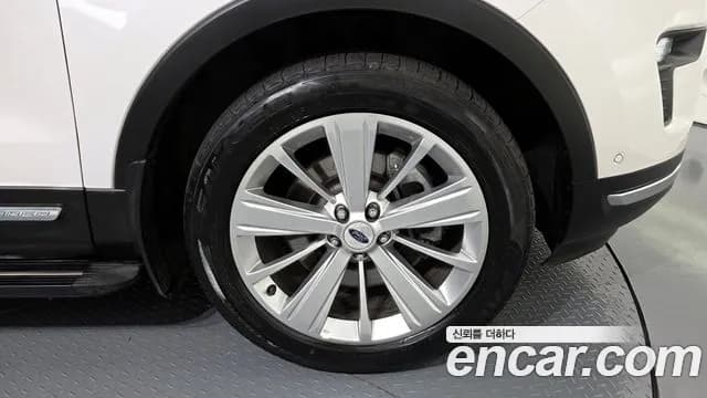 2018 Ford Explorer Sold VIN 1FM5K8FH6JGA94000 – photo 20