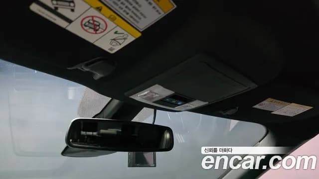 2018 Ford Explorer Sold VIN 1FM5K8FH6JGB22961 – trunk area
