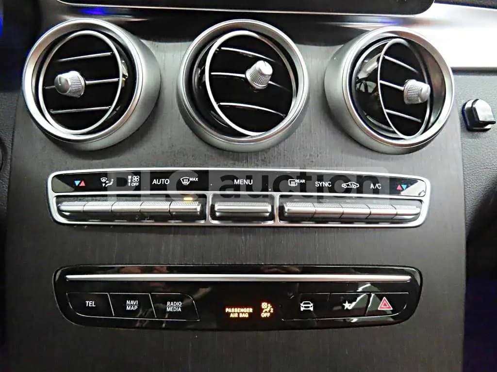 2021 Mercedes benz GLC300 Coupe Sold VIN W1N0J8EBXMF932983 – photo 13