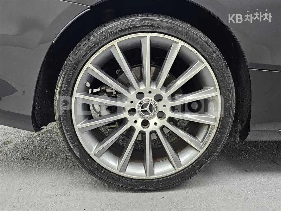 2017 Mercedes benz C200 Coupe Used VIN WDDWJ4CBXHF594087 – photo 16