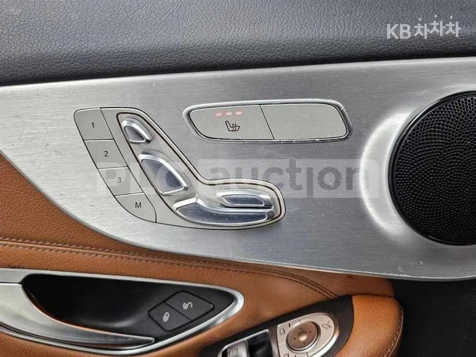 2017 Mercedes benz C200 Coupe Used VIN WDDWJ4CBXHF594087 – exterior detail
