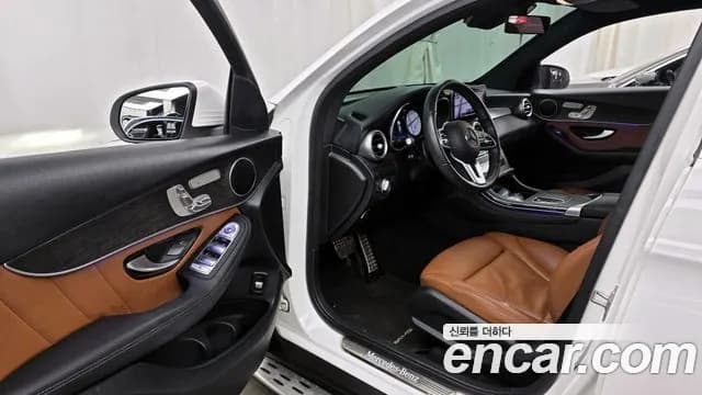 2019 Mercedes Benz GLC300 4MATIC Coupe Sold VIN WDC0J8EB7LF739836 – photo 16