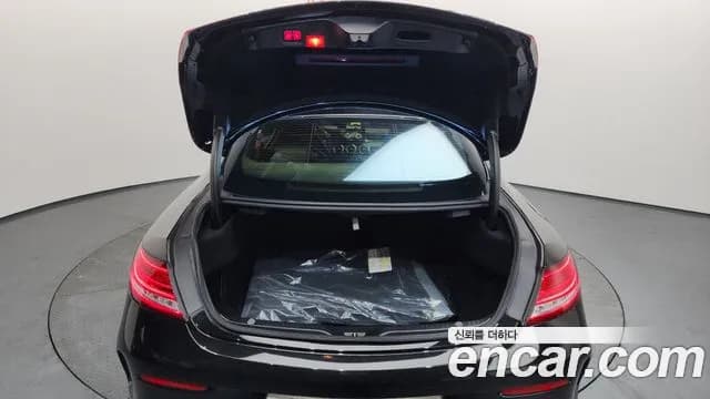 2023 Mercedes Benz C63 S AMG Coupe Sold VIN WDDWJ8HB2JF729648 – interior seats 2023 Mercedes Benz C63 S AMG Coupe Sold VIN WDDWJ8HB2JF729648 – interior seats