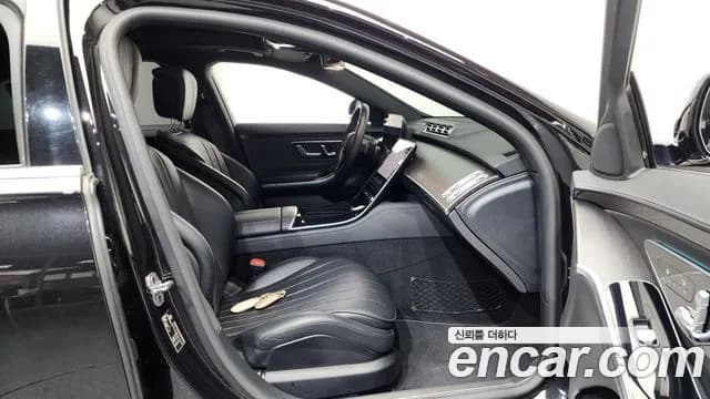 2022 Mercedes-Benz S-Class W223 S450L 4MATIC Sold VIN 16161616161616162 – trunk area 2022 Mercedes-Benz S-Class W223 S450L 4MATIC Sold VIN 16161616161616162 – trunk area