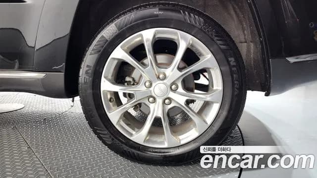 2020 Jeep Grand Cherokee 3.6 Summit Sold VIN 16616161616161616 – photo 24 2020 Jeep Grand Cherokee 3.6 Summit Sold VIN 16616161616161616 – photo 24