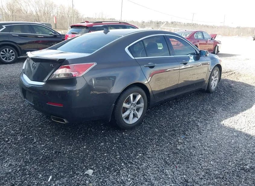 2012 ACURA TL Used VIN 19UUA8F21CA004239 – trunk area 2012 ACURA TL Used VIN 19UUA8F21CA004239 – trunk area