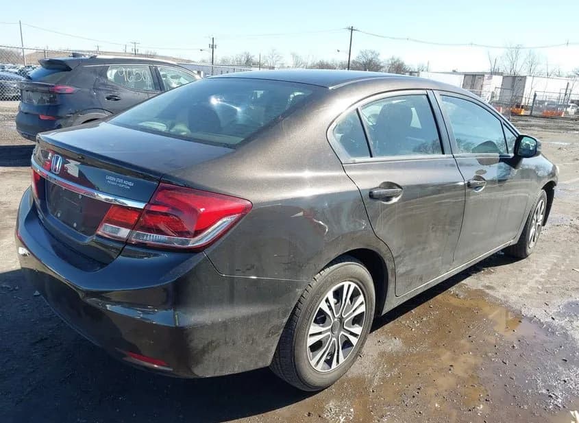 2013 HONDA Civic Used VIN 19XFB2F59DE206787 – exterior detail 2013 HONDA Civic Used VIN 19XFB2F59DE206787 – exterior detail