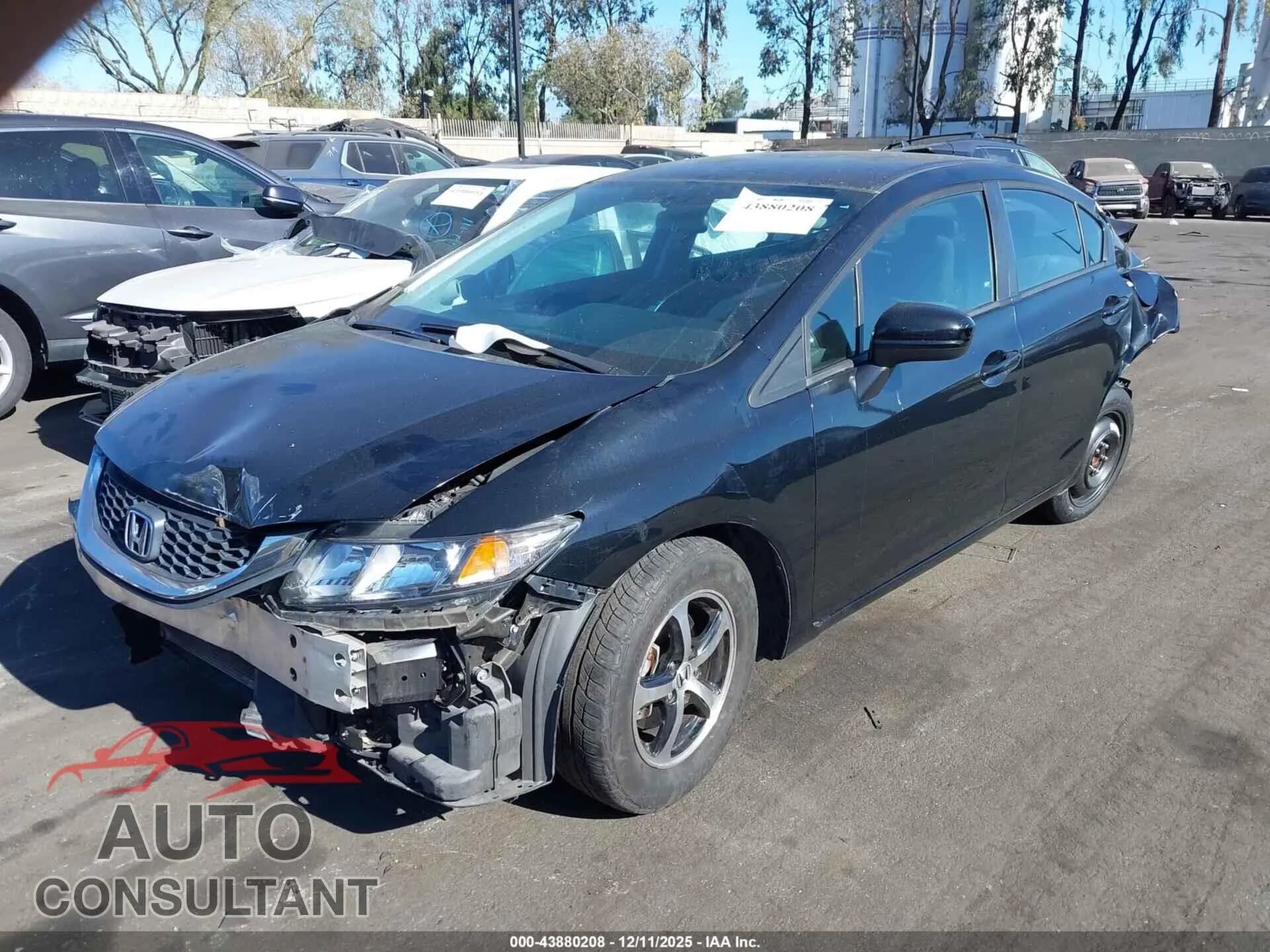 2015 HONDA CIVIC Damaged VIN 19XFB2F78FE249053 – rear exterior 2015 HONDA CIVIC Damaged VIN 19XFB2F78FE249053 – rear exterior