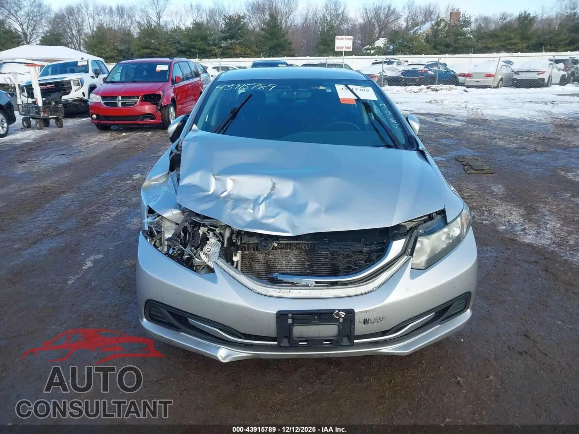 2015 HONDA CIVIC Damaged VIN 19XFB2F7XFE047119 – photo 12 2015 HONDA CIVIC Damaged VIN 19XFB2F7XFE047119 – photo 12
