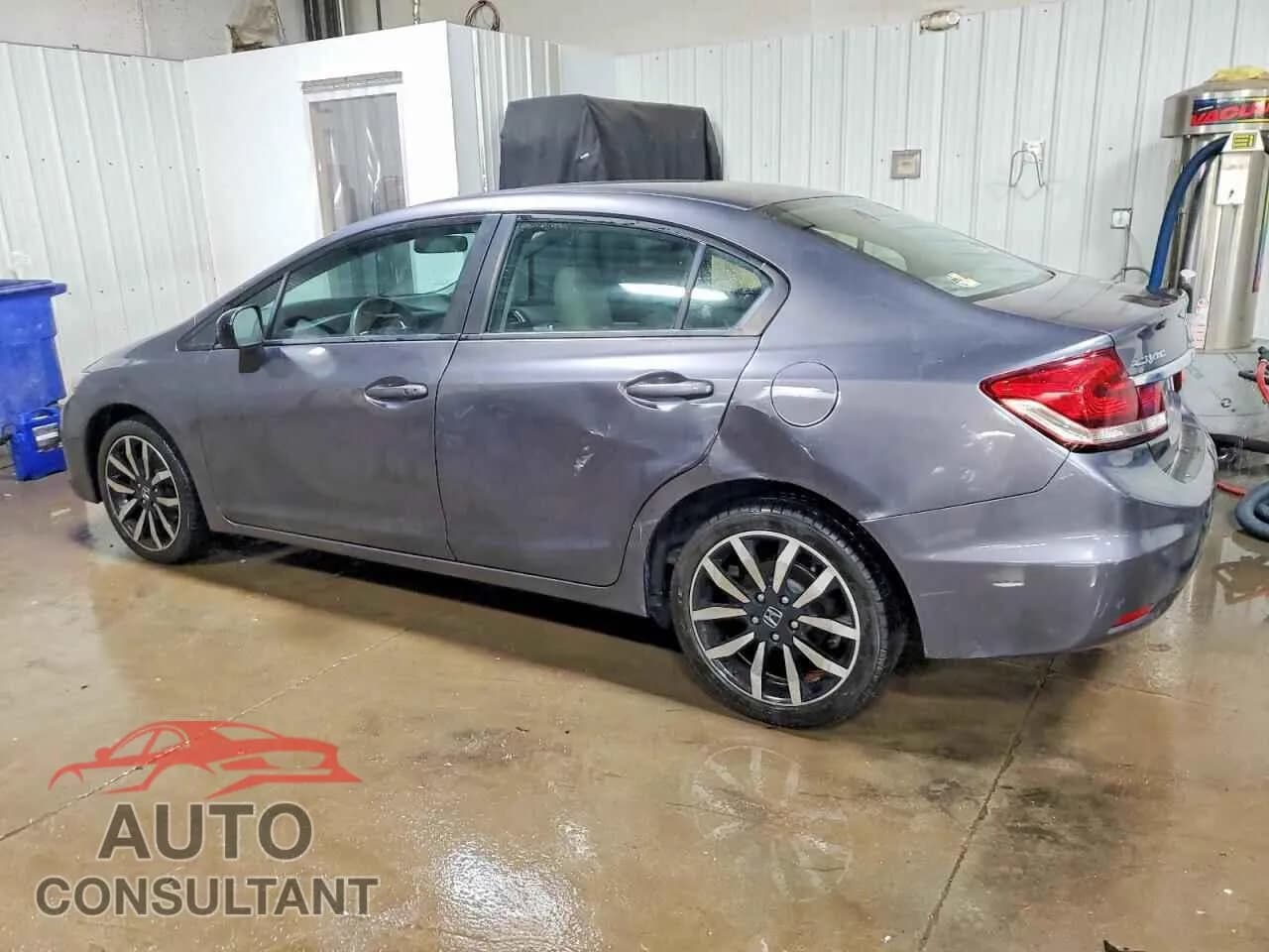 2015 HONDA CIVIC Damaged VIN 19XFB2F93FE038716 – rear exterior 2015 HONDA CIVIC Damaged VIN 19XFB2F93FE038716 – rear exterior