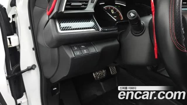 2019 Honda Civic 1.5 Sold VIN 19XFC1630KE300005 – rear exterior 2019 Honda Civic 1.5 Sold VIN 19XFC1630KE300005 – rear exterior
