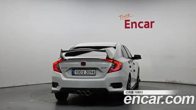 2019 Honda Civic 1.5 Sold VIN 19XFC1630KE300005 – trunk area 2019 Honda Civic 1.5 Sold VIN 19XFC1630KE300005 – trunk area