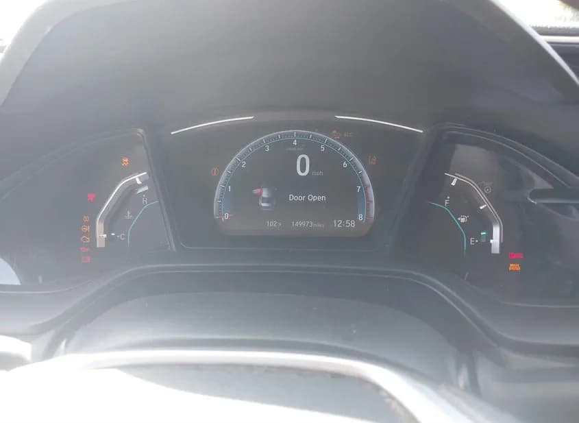 2019 HONDA CIVIC Used VIN 19XFC2E69KE004102 – interior seats 2019 HONDA CIVIC Used VIN 19XFC2E69KE004102 – interior seats