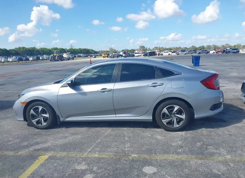 2019 HONDA CIVIC Used VIN 19XFC2E69KE004102 – engine bay 2019 HONDA CIVIC Used VIN 19XFC2E69KE004102 – engine bay