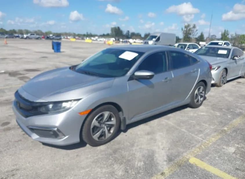 2019 HONDA CIVIC Used VIN 19XFC2E69KE004102 – trunk area 2019 HONDA CIVIC Used VIN 19XFC2E69KE004102 – trunk area