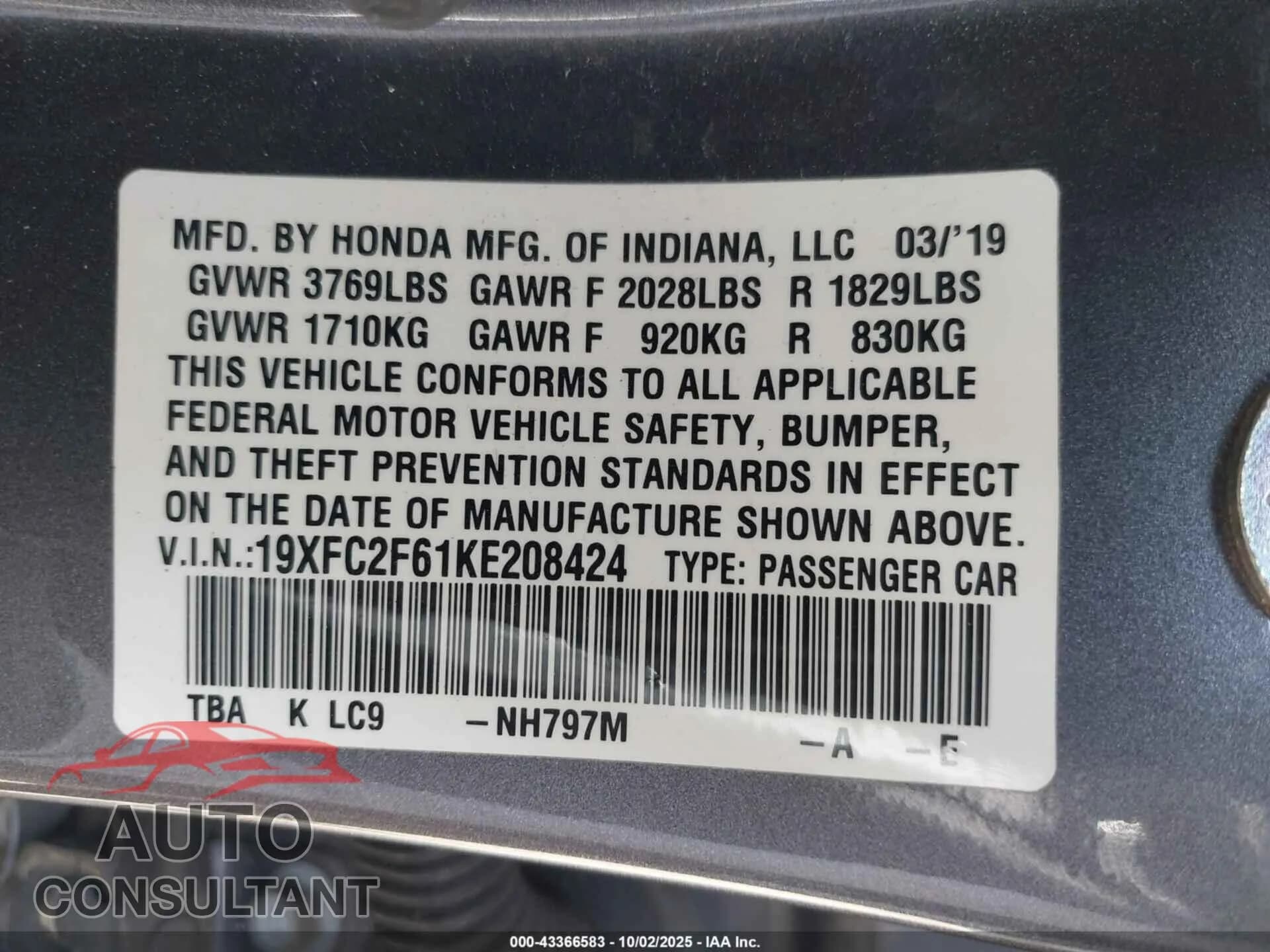 2019 HONDA CIVIC Damaged VIN 19XFC2F61KE208424 – trunk area 2019 HONDA CIVIC Damaged VIN 19XFC2F61KE208424 – trunk area