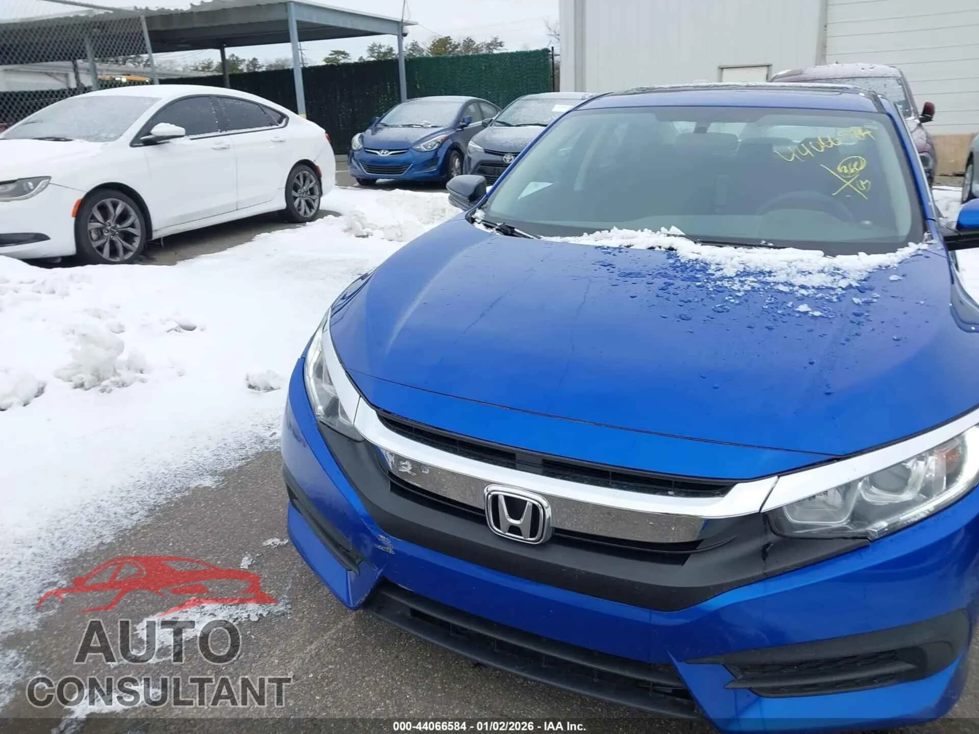 2017 HONDA CIVIC Damaged VIN 19XFC2F7XHE031454 – engine bay 2017 HONDA CIVIC Damaged VIN 19XFC2F7XHE031454 – engine bay