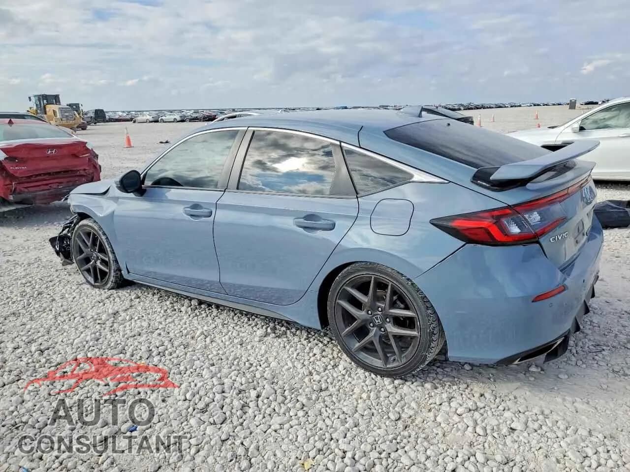 2024 HONDA CIVIC Damaged VIN 19XFL1G87RE000567 – rear exterior 2024 HONDA CIVIC Damaged VIN 19XFL1G87RE000567 – rear exterior