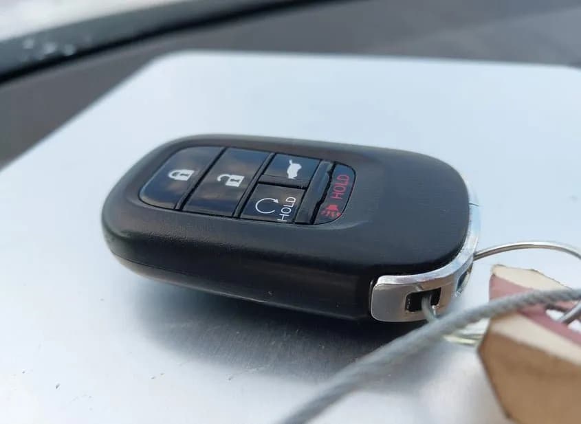 2024 HONDA Civic Used VIN 19XFL1H75RE003747 – rear exterior 2024 HONDA Civic Used VIN 19XFL1H75RE003747 – rear exterior