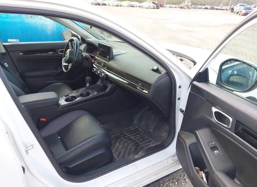 2024 HONDA Civic Used VIN 19XFL1H75RE003747 – photo 15 2024 HONDA Civic Used VIN 19XFL1H75RE003747 – photo 15