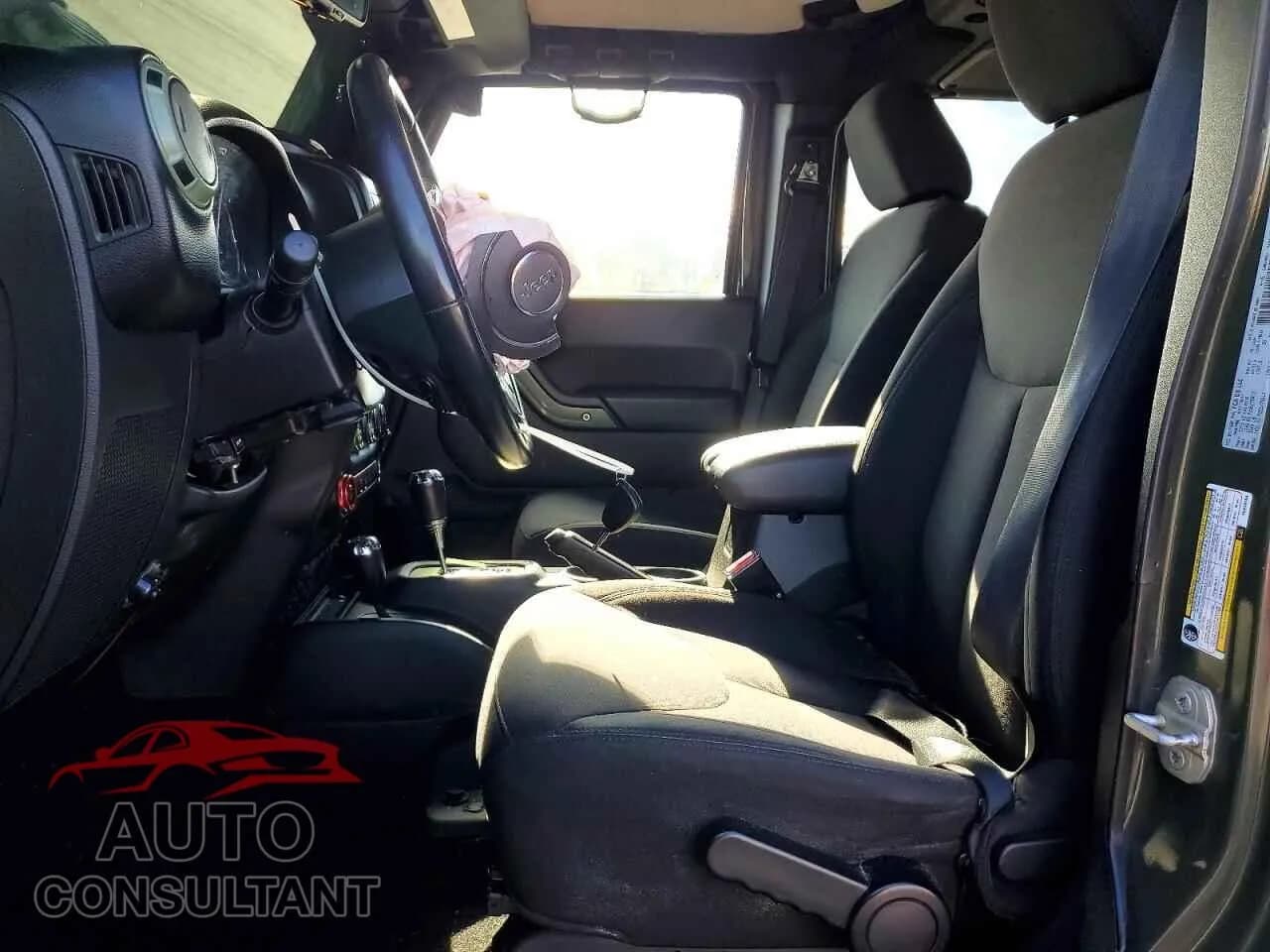 2015 JEEP WRANGLER Damaged VIN 1C4BJWDG6FL673754 – exterior detail 2015 JEEP WRANGLER Damaged VIN 1C4BJWDG6FL673754 – exterior detail