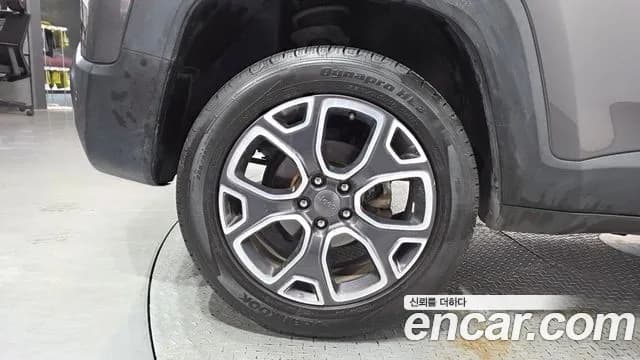 2017 Jeep Renegade 2.0 Diesel Limited AWD Sold VIN 1C4BU0000HPG20966 – exterior detail 2017 Jeep Renegade 2.0 Diesel Limited AWD Sold VIN 1C4BU0000HPG20966 – exterior detail
