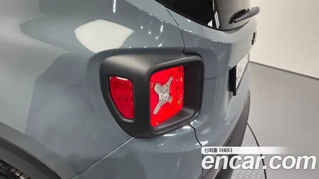 2018 Jeep Renegade 2.4 Longitude High Sold VIN 1C4BU0000JPH96535 – interior seats 2018 Jeep Renegade 2.4 Longitude High Sold VIN 1C4BU0000JPH96535 – interior seats