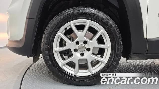 2019 Jeep Renegade 2.4 Longitude Sold VIN 1C4BU0000KPJ95676 – exterior detail 2019 Jeep Renegade 2.4 Longitude Sold VIN 1C4BU0000KPJ95676 – exterior detail