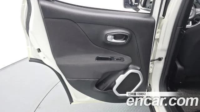 2019 Jeep Renegade 2.4 Longitude Sold VIN 1C4BU0000KPJ95676 – photo 13 2019 Jeep Renegade 2.4 Longitude Sold VIN 1C4BU0000KPJ95676 – photo 13