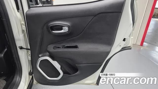 2019 Jeep Renegade 2.4 Longitude Sold VIN 1C4BU0000KPJ95676 – photo 26 2019 Jeep Renegade 2.4 Longitude Sold VIN 1C4BU0000KPJ95676 – photo 26