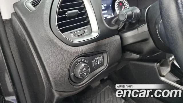 2019 Jeep Renegade 2.4 Limited Sold VIN 1C4BU0000KPJ99742 – photo 16 2019 Jeep Renegade 2.4 Limited Sold VIN 1C4BU0000KPJ99742 – photo 16