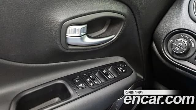 2019 Jeep Renegade 2.4 Limited AWD Sold VIN 1C4BU0000KPK74150 – photo 12 2019 Jeep Renegade 2.4 Limited AWD Sold VIN 1C4BU0000KPK74150 – photo 12