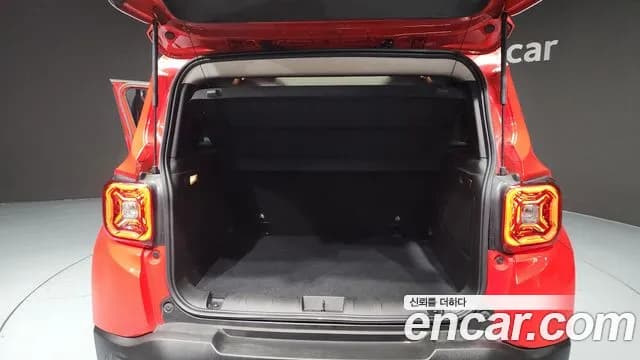 2020 Jeep Renegade 1.6 Diesel Limited Sold VIN 1C4BU0000LPL11968 – rear exterior 2020 Jeep Renegade 1.6 Diesel Limited Sold VIN 1C4BU0000LPL11968 – rear exterior