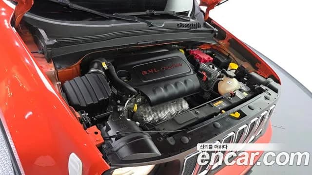 2020 Jeep Renegade 2.4 Longitude Sold VIN 1C4BU0000LPL55201 – trunk area 2020 Jeep Renegade 2.4 Longitude Sold VIN 1C4BU0000LPL55201 – trunk area