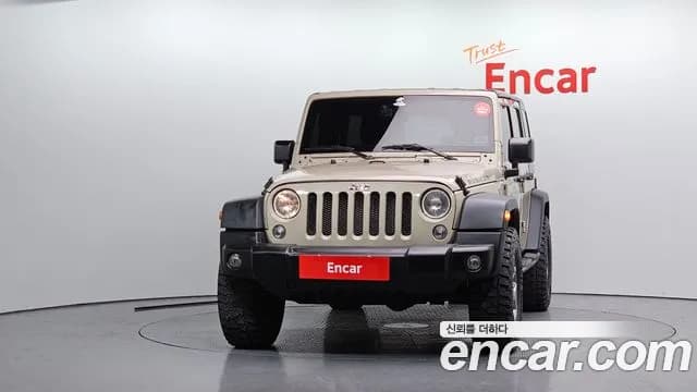 2017 Jeep Wrangler (JK) 3.6 Rubicon 4Door Sold VIN 1C4HJWFG8HL582138 – trunk area 2017 Jeep Wrangler (JK) 3.6 Rubicon 4Door Sold VIN 1C4HJWFG8HL582138 – trunk area