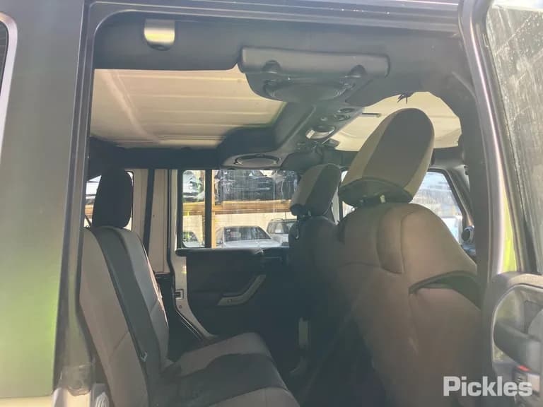 2014 Jeep Wrangler Used VIN 1C4HJWKG1DL663871 – odometer reading 2014 Jeep Wrangler Used VIN 1C4HJWKG1DL663871 – odometer reading