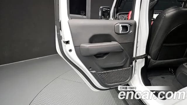 2020 Jeep Wrangler (JL) 2.0 Rubicon Power Top 4Door Sold VIN 1C4HJXEN0LW334334 – rear exterior 2020 Jeep Wrangler (JL) 2.0 Rubicon Power Top 4Door Sold VIN 1C4HJXEN0LW334334 – rear exterior
