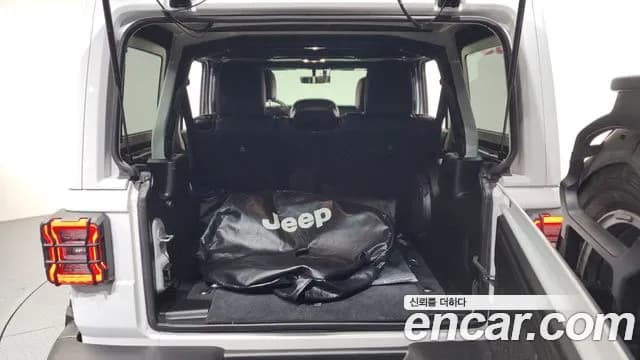 2021 Jeep Wrangler (JL) 2.0 Overland 4Door 80th Edition Sold VIN 1C4HJXEN0MW644663 – photo 15 2021 Jeep Wrangler (JL) 2.0 Overland 4Door 80th Edition Sold VIN 1C4HJXEN0MW644663 – photo 15