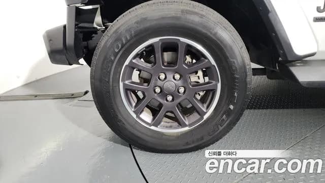 2021 Jeep Wrangler (JL) 2.0 Overland 4Door 80th Edition Sold VIN 1C4HJXEN0MW644663 – photo 20 2021 Jeep Wrangler (JL) 2.0 Overland 4Door 80th Edition Sold VIN 1C4HJXEN0MW644663 – photo 20
