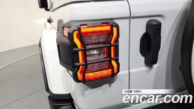 2021 Jeep Wrangler (JL) 2.0 Overland 4Door 80th Edition Sold VIN 1C4HJXEN0MW644663 – photo 29 2021 Jeep Wrangler (JL) 2.0 Overland 4Door 80th Edition Sold VIN 1C4HJXEN0MW644663 – photo 29